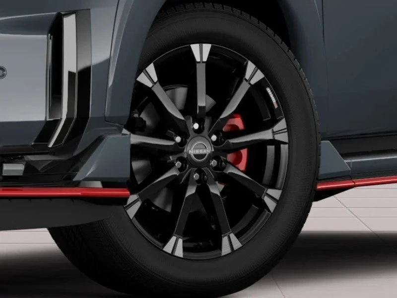 2026 Nissan Armada - Image 2 of 10