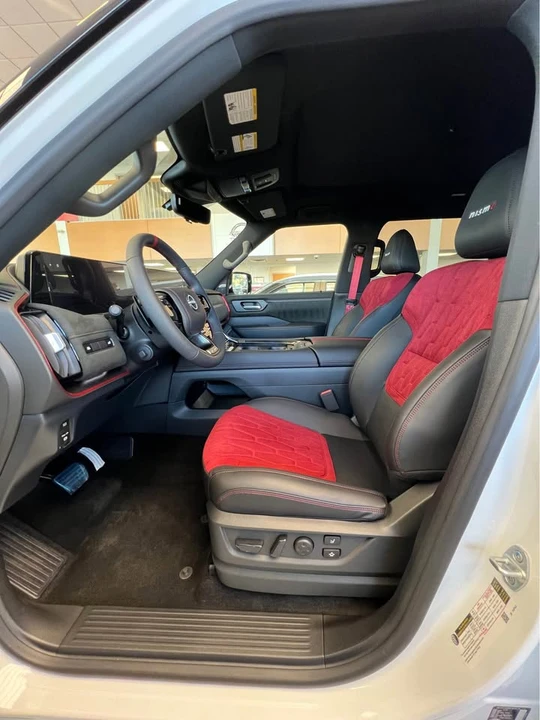 2026 Nissan Armada - Image 6 of 15