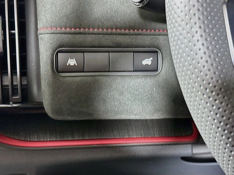 2026 Nissan Armada - Image 9 of 19