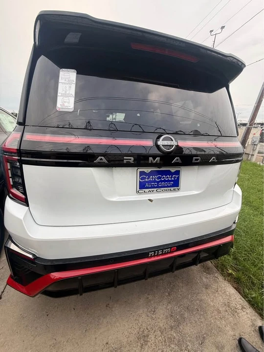 2026 Nissan Armada - Image 10 of 13