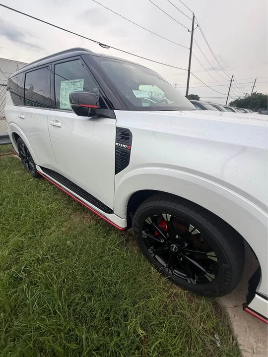 2026 Nissan Armada - Image 7 of 13