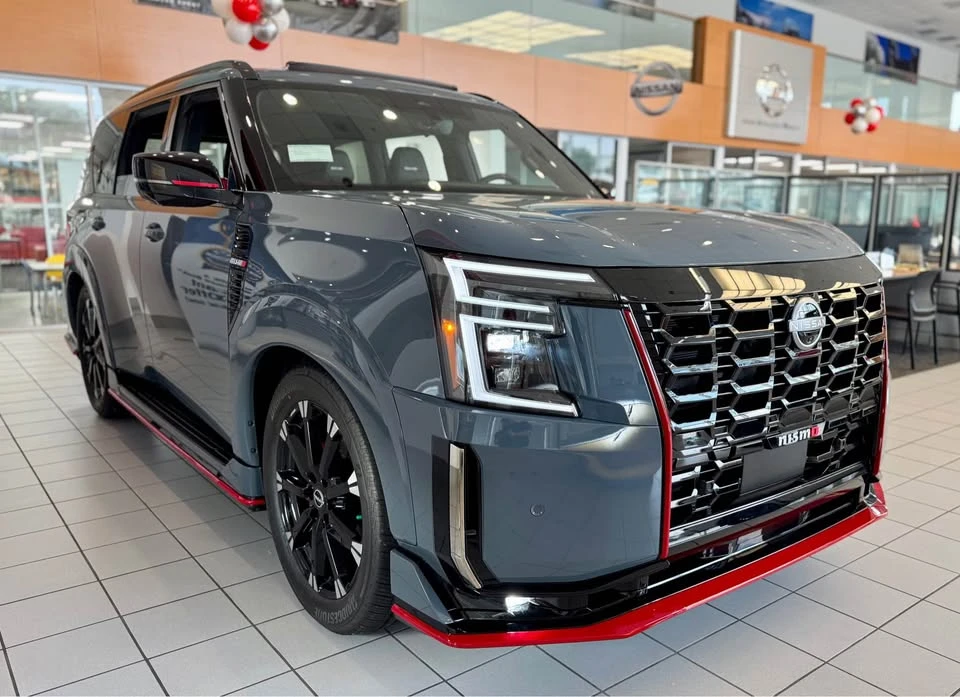 2026 Nissan Armada - Image 2 of 20