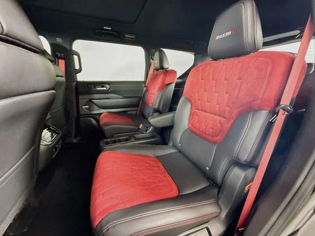 2026 Nissan Armada - Image 7 of 20
