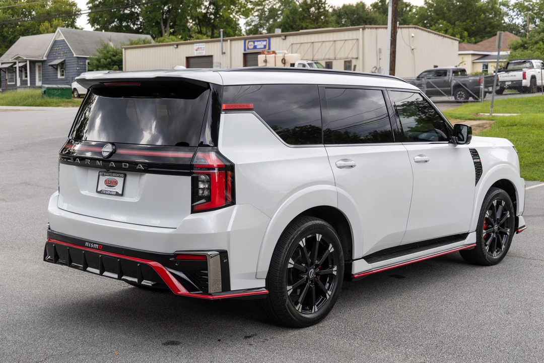 2026 Nissan Armada - Image 4 of 31