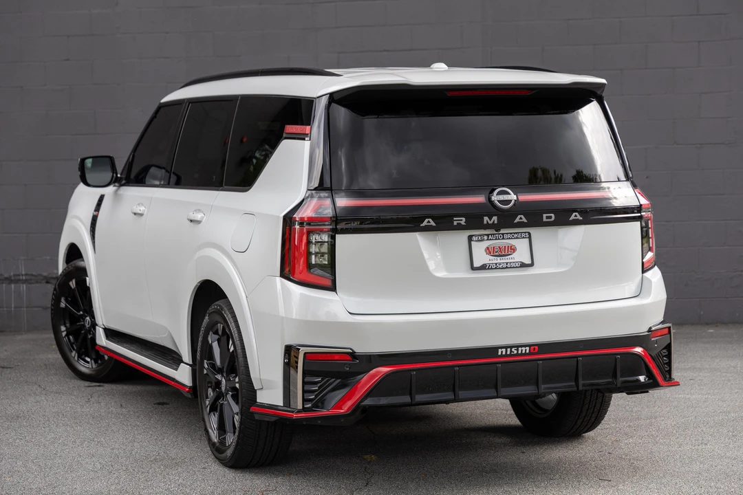 2026 Nissan Armada - Image 15 of 31