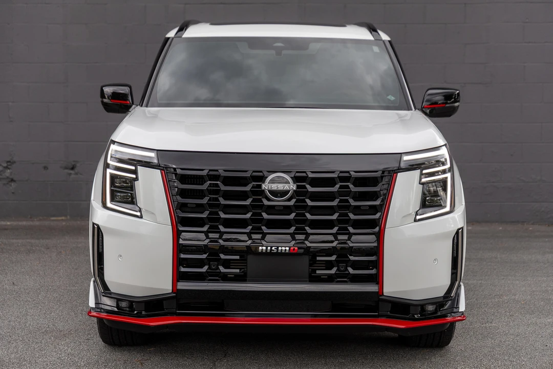 2026 Nissan Armada - Image 6 of 31