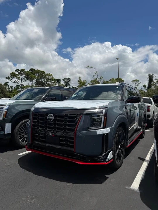 2026 Nissan Armada - Image 3 of 11