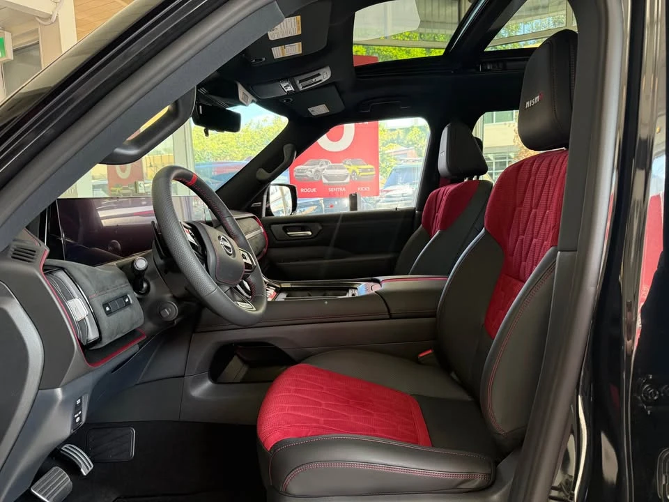 2026 Nissan Armada - Image 7 of 10