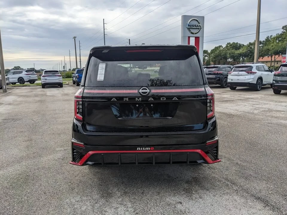 2026 Nissan Armada - Image 5 of 20