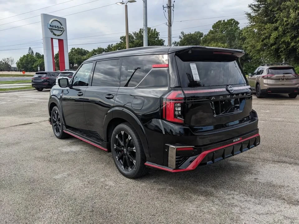 2026 Nissan Armada - Image 6 of 20