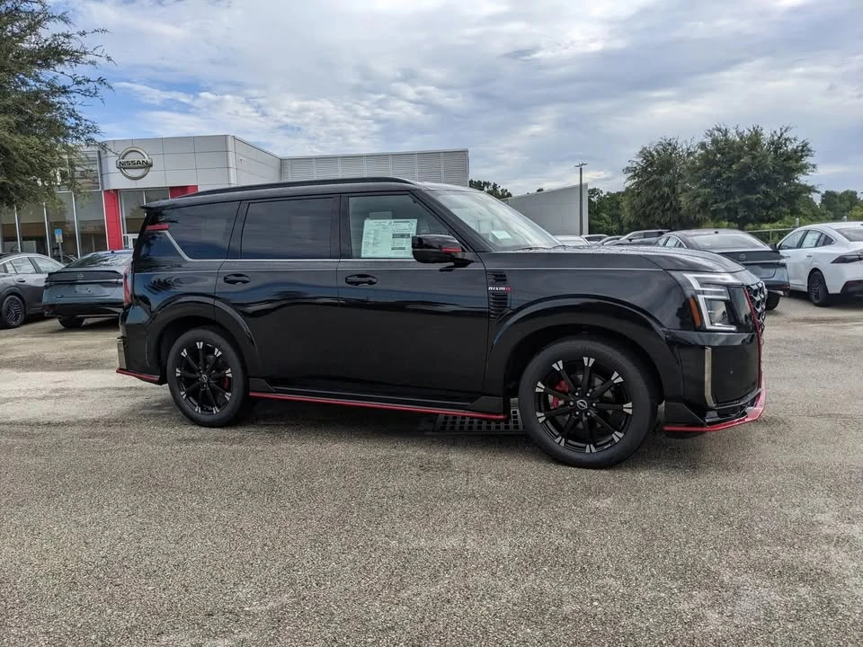 2026 Nissan Armada - Image 2 of 20