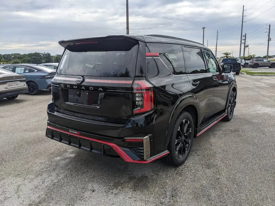 2026 Nissan Armada - Image 4 of 20