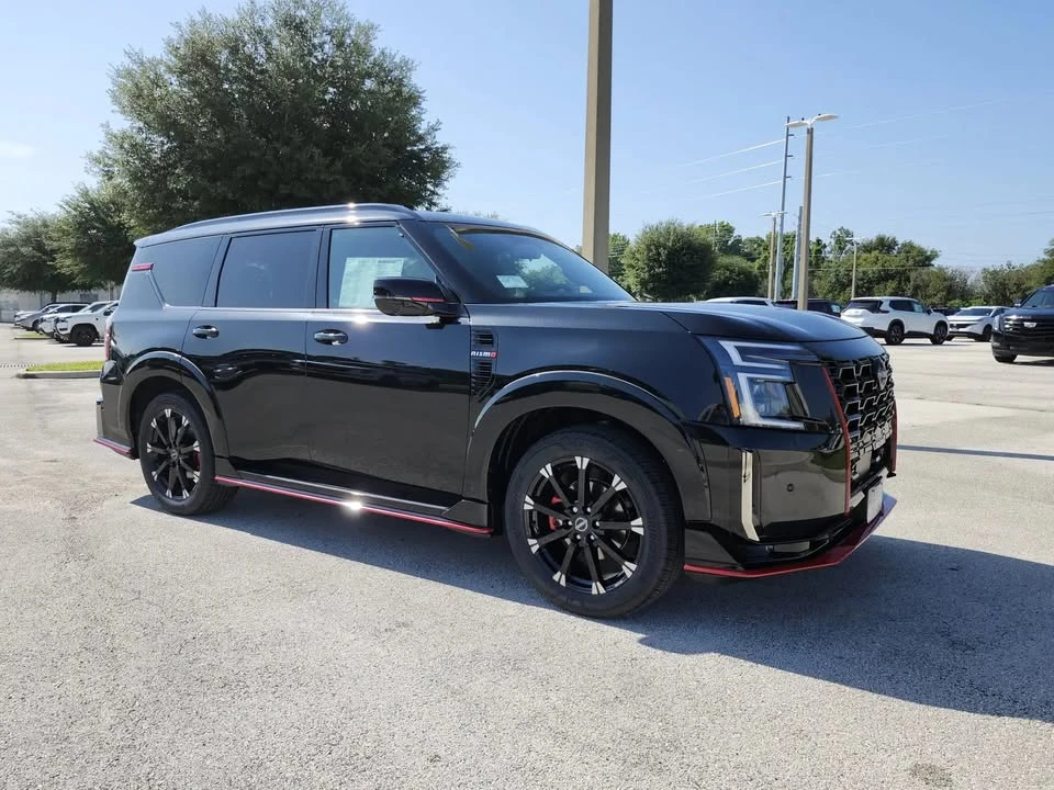2026 Nissan Armada - Image 2 of 20