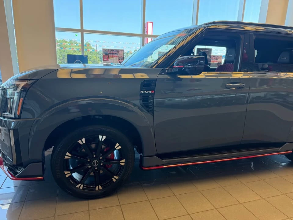 2026 Nissan Armada - Image 2 of 14