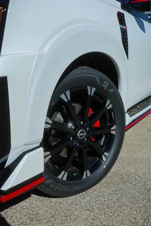 2026 Nissan Armada - Image 10 of 20
