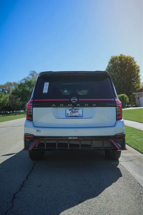 2026 Nissan Armada - Image 12 of 20