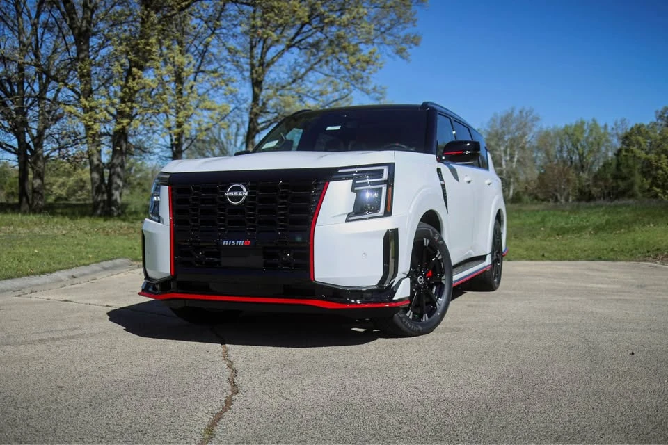 2026 Nissan Armada - Image 18 of 20