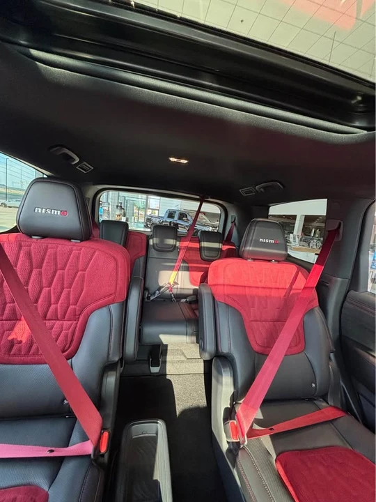 2026 Nissan Armada - Image 9 of 10