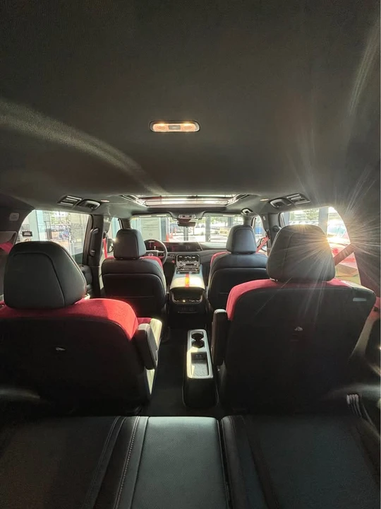 2026 Nissan Armada - Image 8 of 10