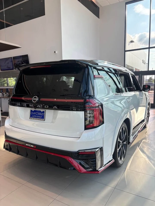 2026 Nissan Armada - Image 4 of 10