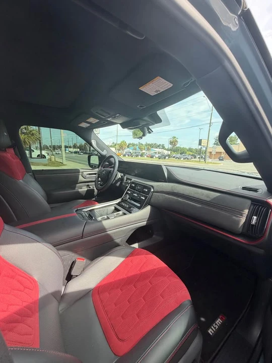 2026 Nissan Armada - Image 9 of 10