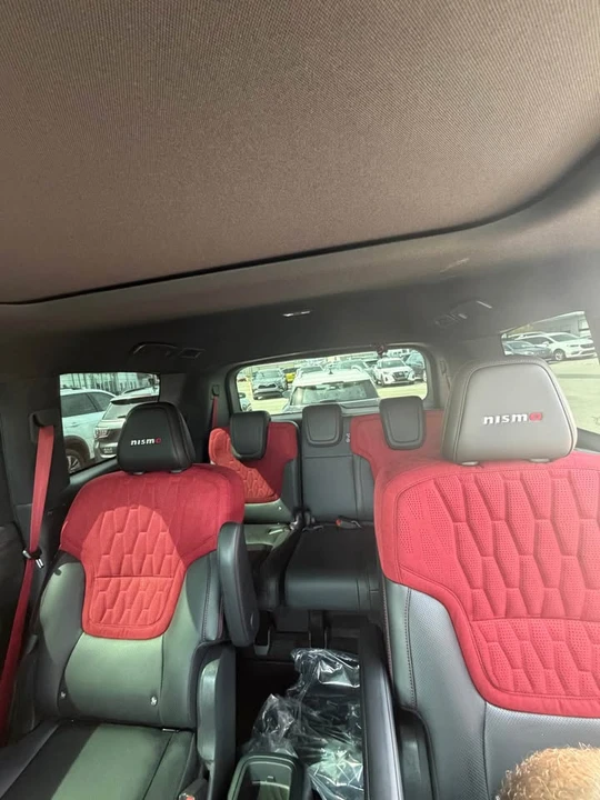 2026 Nissan Armada - Image 6 of 10