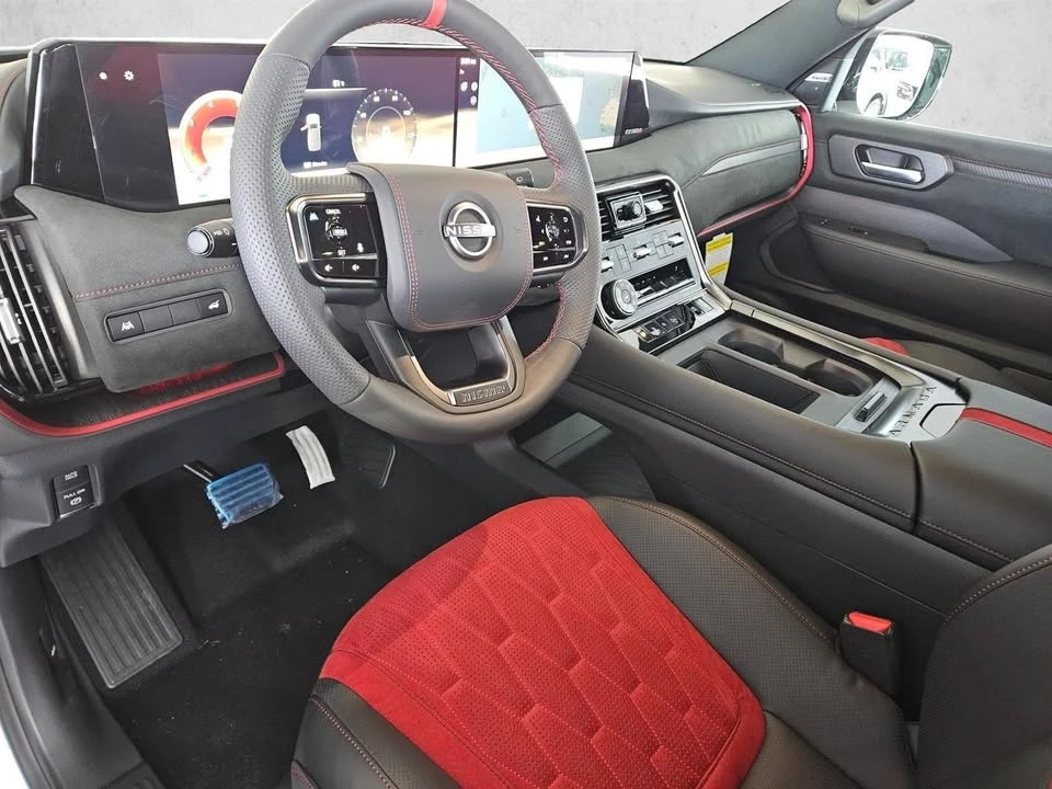 2026 Nissan Armada - Image 8 of 16