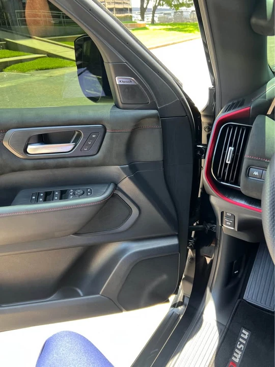 2026 Nissan Armada - Image 12 of 17