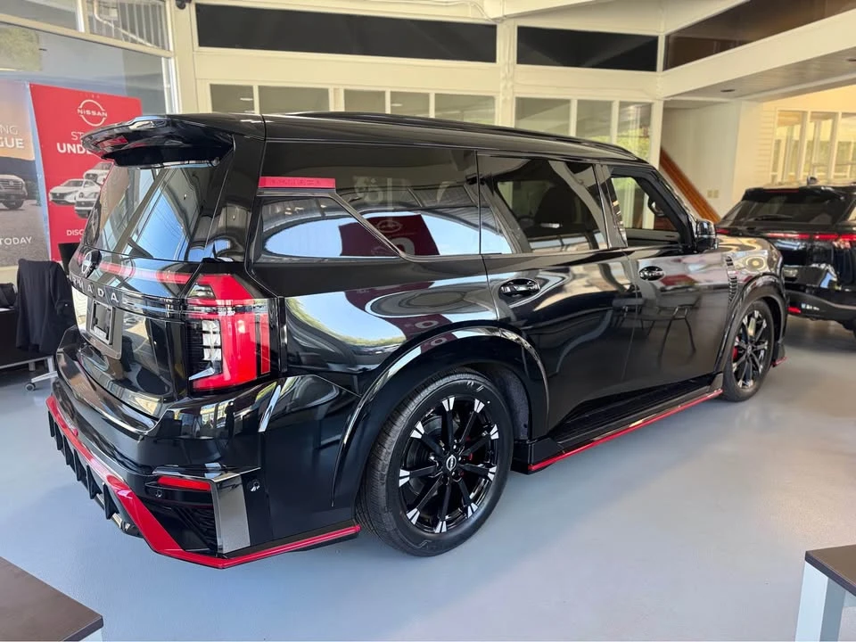 2026 Nissan Armada - Image 2 of 18