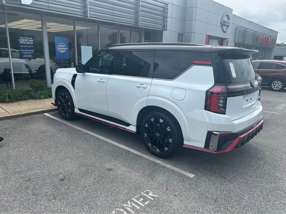 2026 Nissan Armada - Image 2 of 9
