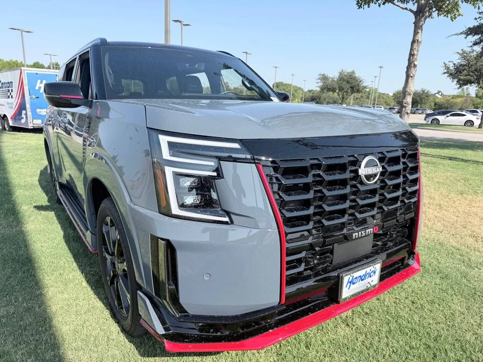 2026 Nissan Armada - Image 4 of 16