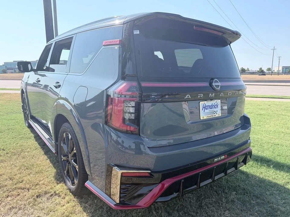 2026 Nissan Armada - Image 2 of 16