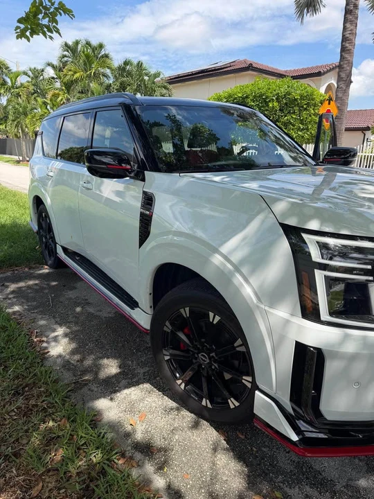2026 Nissan Armada - Image 2 of 15