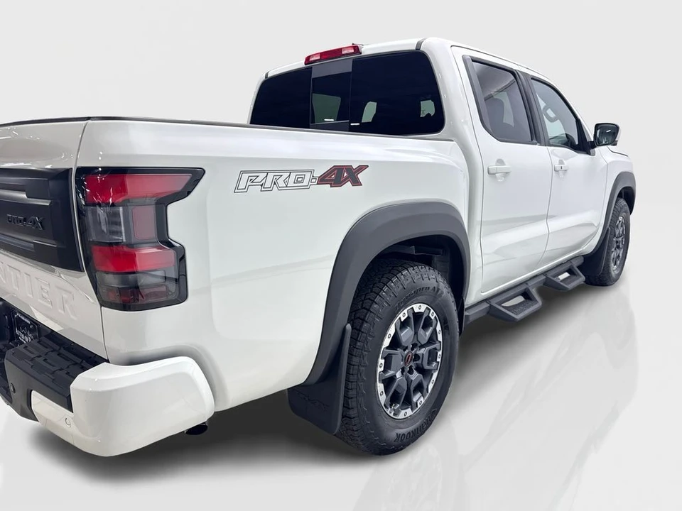 2026 Nissan Frontier 3rd Gen - Image 13 of 21