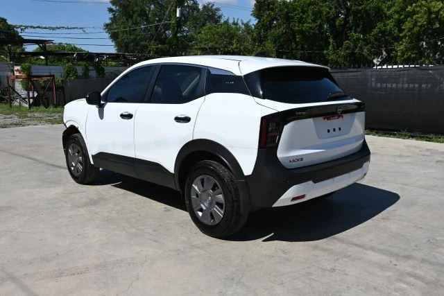 2026 Nissan Kicks - Image 5 of 20