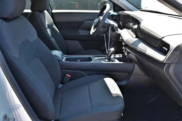 2026 Nissan Kicks - Image 15 of 20
