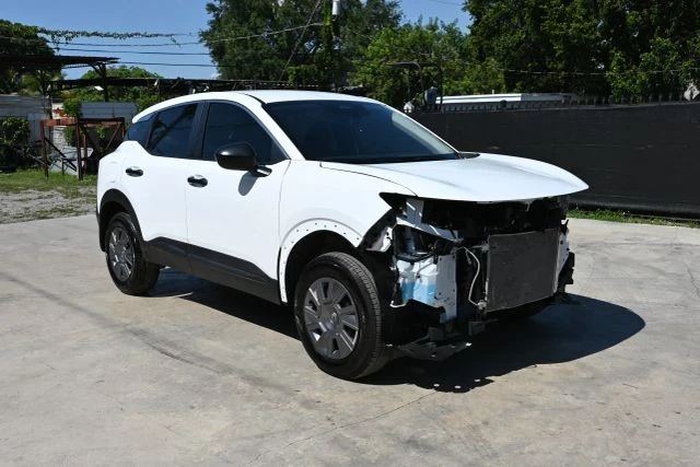 2026 Nissan Kicks - Image 2 of 20