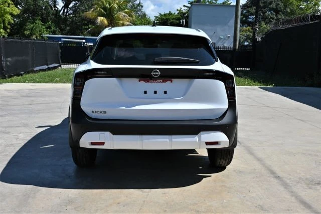 2026 Nissan Kicks - Image 4 of 20