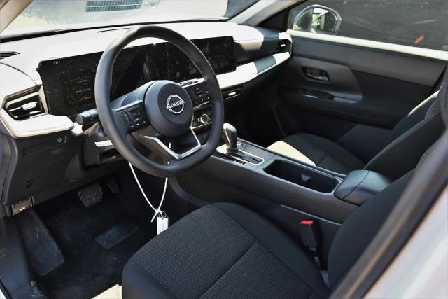2026 Nissan Kicks - Image 14 of 20
