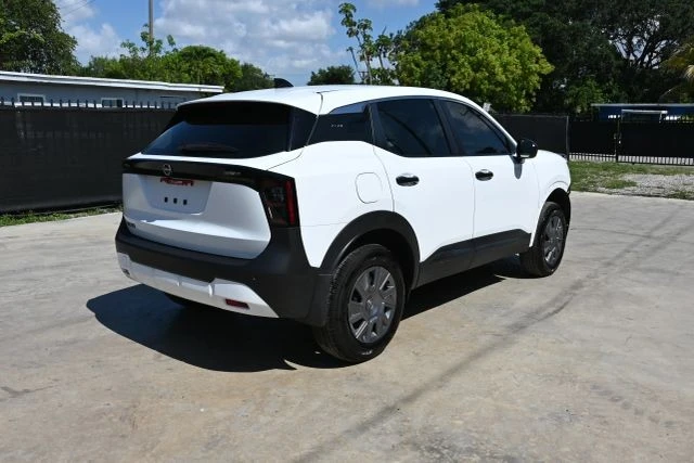 2026 Nissan Kicks - Image 3 of 20