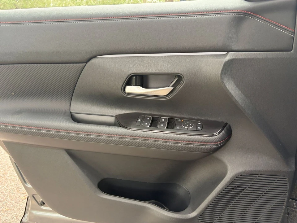 2026 Nissan Kicks - Image 20 of 31