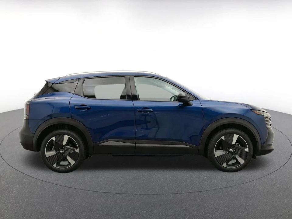 2026 Nissan Kicks - Image 11 of 23