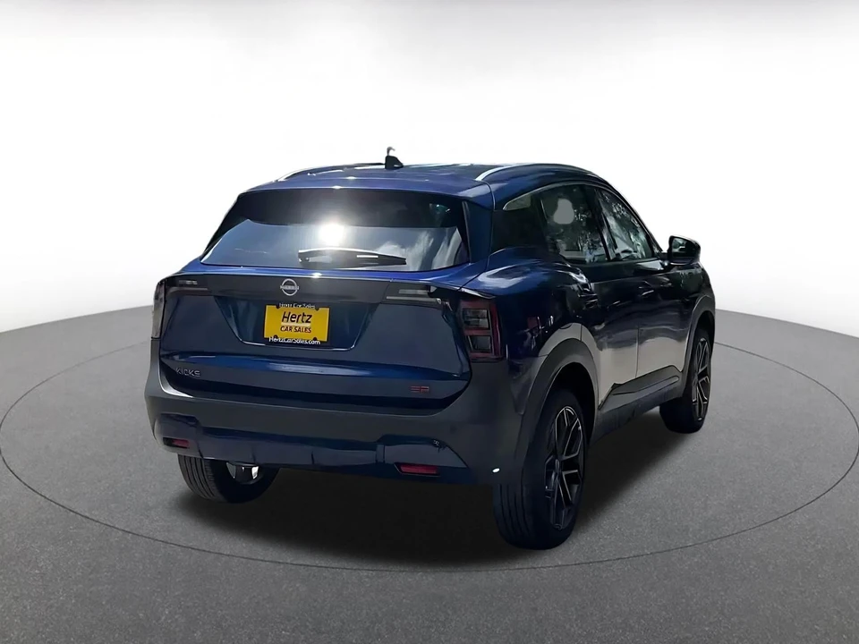 2026 Nissan Kicks - Image 15 of 31