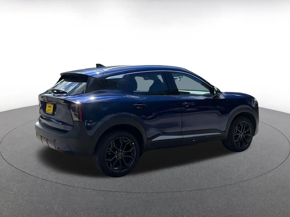 2026 Nissan Kicks - Image 16 of 31