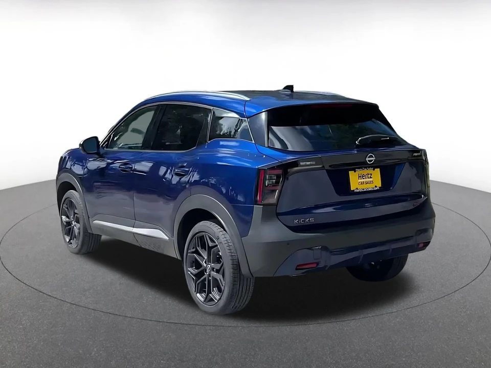 2026 Nissan Kicks - Image 12 of 31