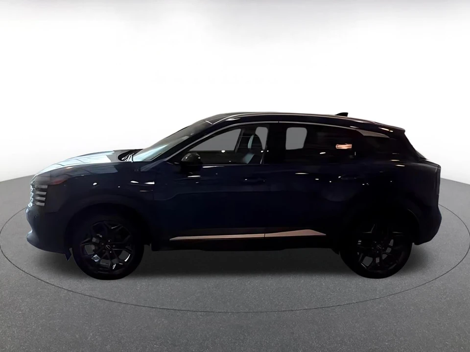 2026 Nissan Kicks - Image 12 of 31