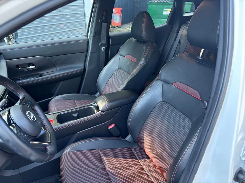 2026 Nissan Kicks - Image 24 of 31