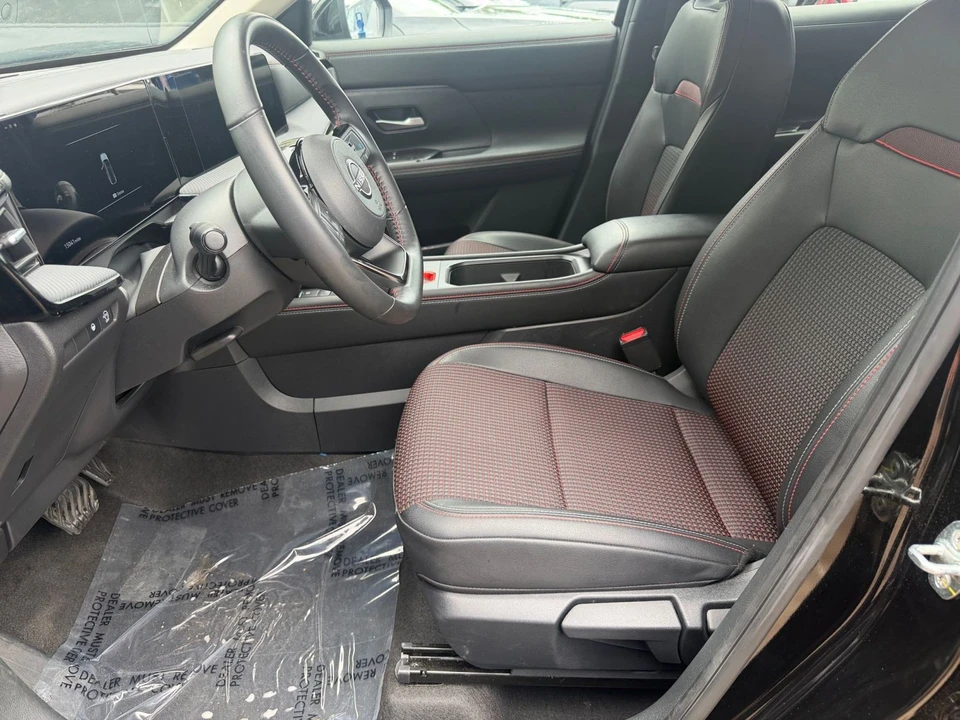 2026 Nissan Kicks - Image 27 of 31