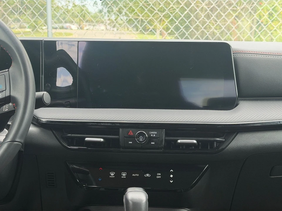 2026 Nissan Kicks - Image 22 of 31
