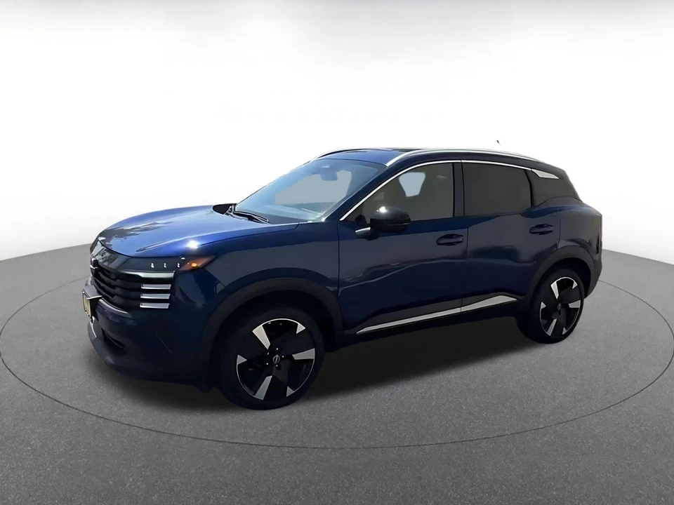 2026 Nissan Kicks - Image 9 of 31